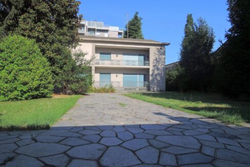 ,Villa con parco Gallarate centro