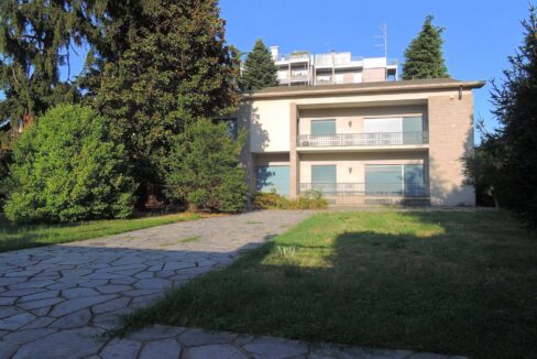 Villa con parco Gallarate centro