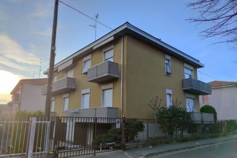 Trilocale con box e cantina Cassano Magnago