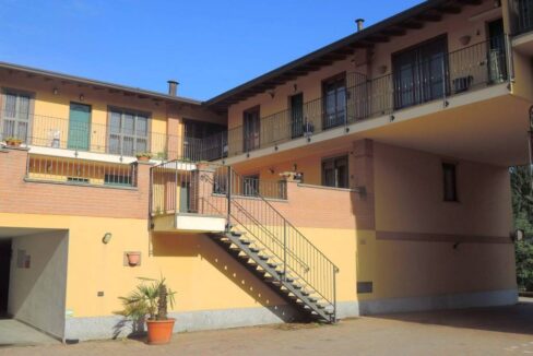 AMPIO APPARTAMENTO IN ANTICA FILANDA SOMMA
