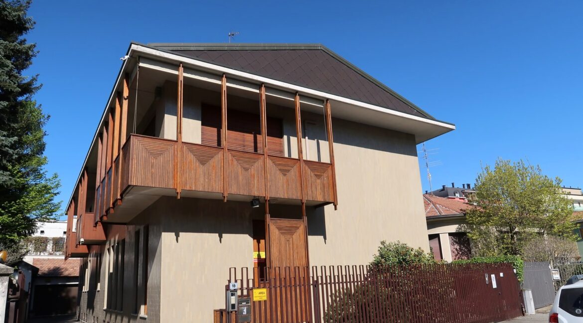 Importante proprieta' in centro a Gallarate