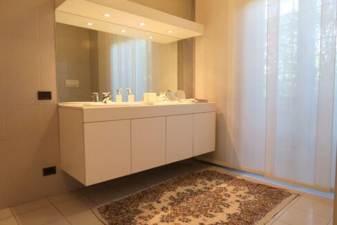 Ampia villa a schiera con giardino Gallarate