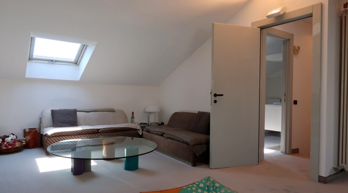 Ampia villa a schiera con giardino Gallarate