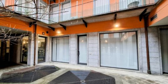 Affittasi negozio 66 mq Gallarate Centro